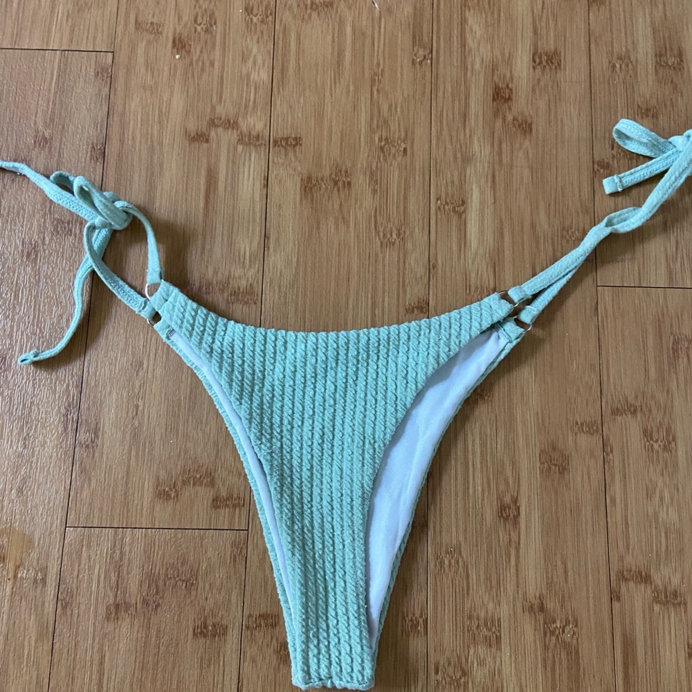 Bikini bottom